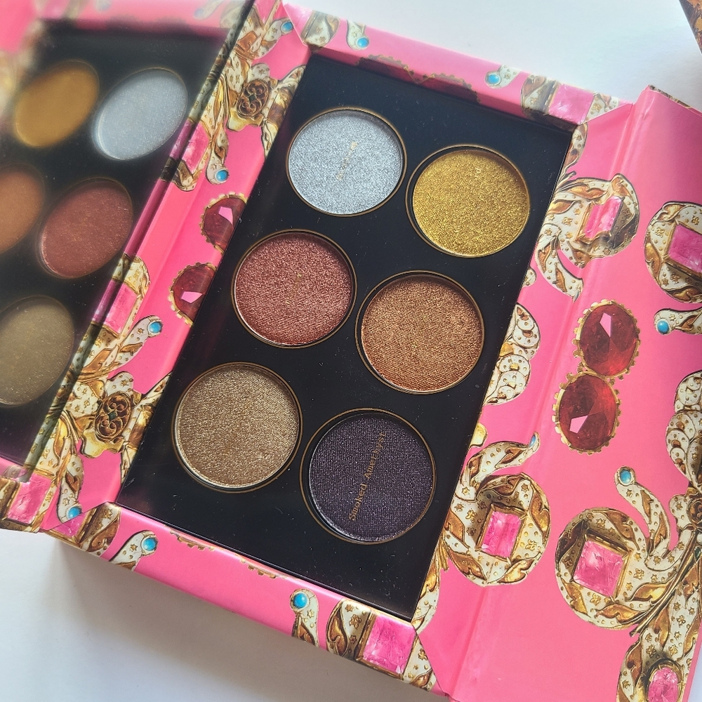 Pat McGrath Labs Mothership Subversive Metalmorphosis Eyeshadow Palette